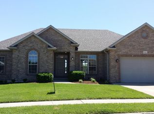2000 Muirfield Dr, Columbia, MO 65203