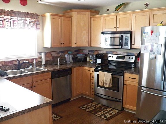3rd image of 8895 W Meadows Drive
