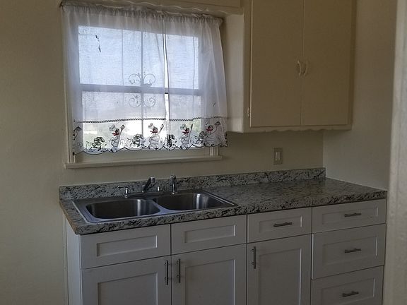 4th image of 1310 1/2 W 106th St