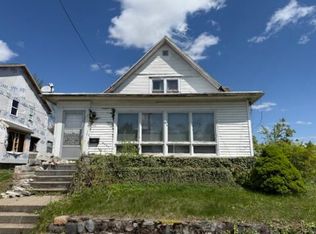 105 Wood St, Three Rivers, MI 49093