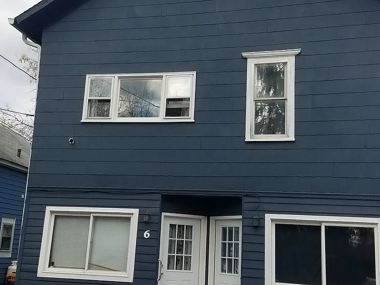 6 Market St #4 — Photo 3