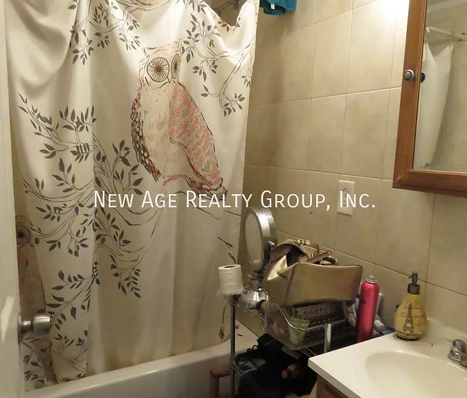 521 N 35th St #2 — Photo 7