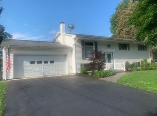 42 Stuyvesant Mnr, Geneseo, NY 14454