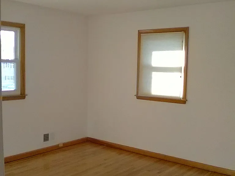 119 Walton Ave — Photo 23