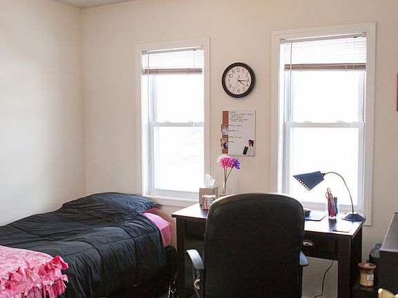 2nd image of 400 S Henderson St APT 3