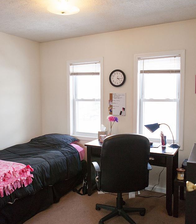 2nd image of 400 S Henderson St APT 8
