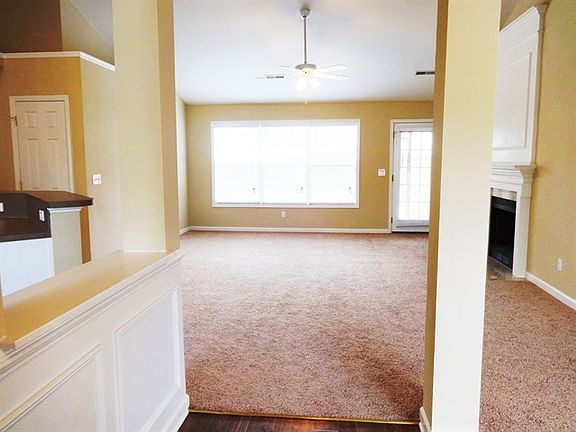 4th image of 4849 Cherry Blossom Dr