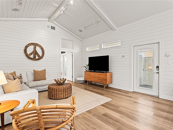 5th image of 2212 State Highway 361 Unit 108