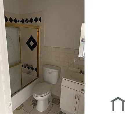 1118 E 17th St #1 — Photo 12