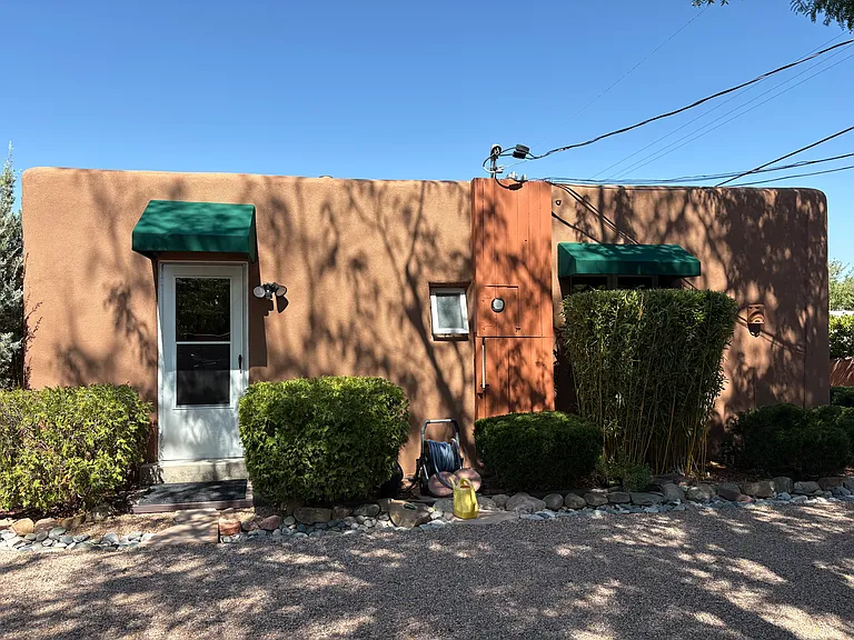 736 W Manhattan Ave #A — Photo 10