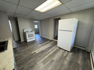 17 Sullivan Street, Newport, NH 03773