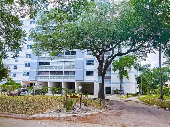 3301 Spanish Moss Terrace #219, Lauderhill, FL 33319