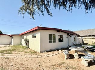 2065 W Orange Grove Ave, Pomona, CA 91768