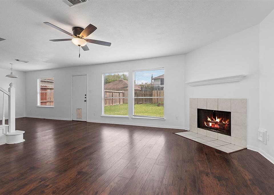 1st image of 18112 Drum Heller Ln