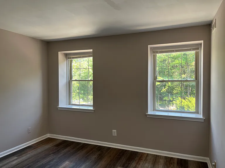 6032 Westchester Park Dr #302 — Photo 22