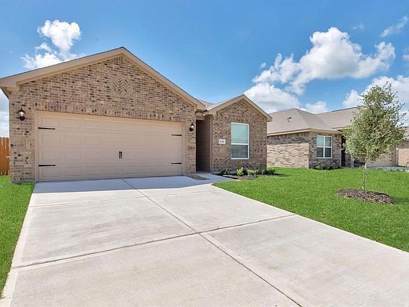 3rd image of 8126 Vacek Meadows Loop