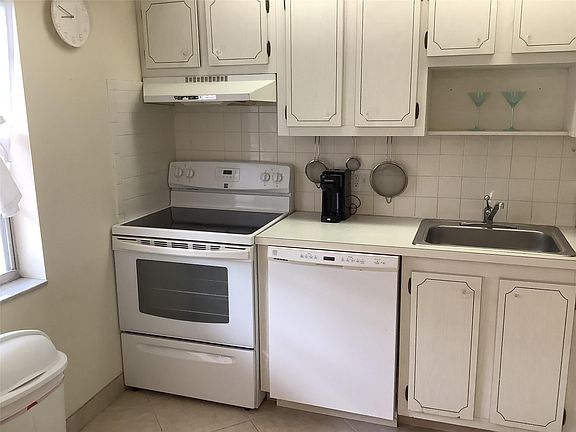 3rd image of 1055 Country Club Drive #202