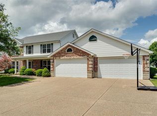 611 Logan Valley Dr, Saint Peters, MO 63376