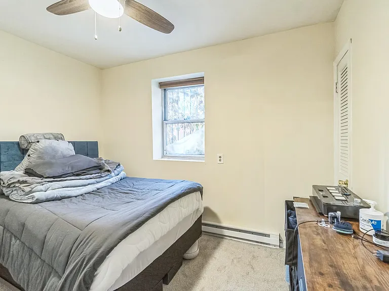 318 Hudson St #B — Photo 19