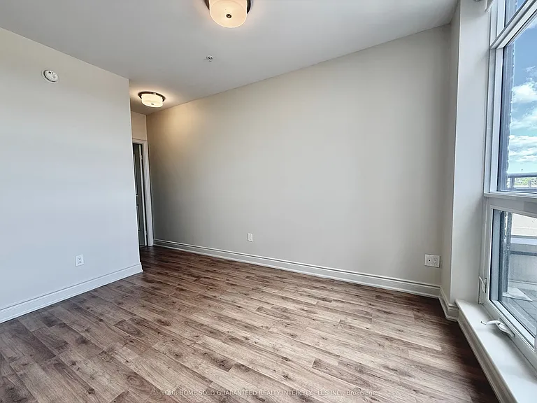 2396 Major Mackenzie Dr #418 — Photo 17