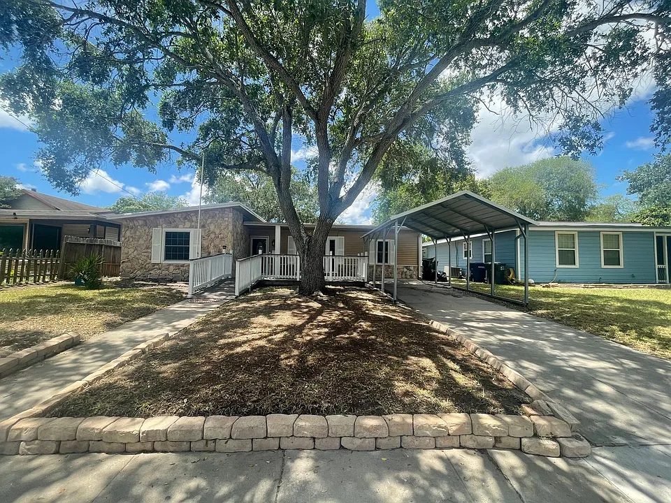 1629 Devon Dr