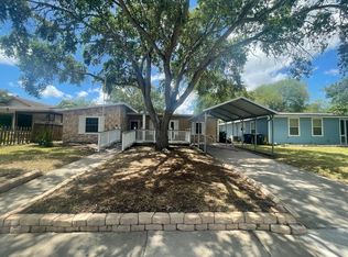 1629 Devon Dr, Corpus Christi, TX 78415