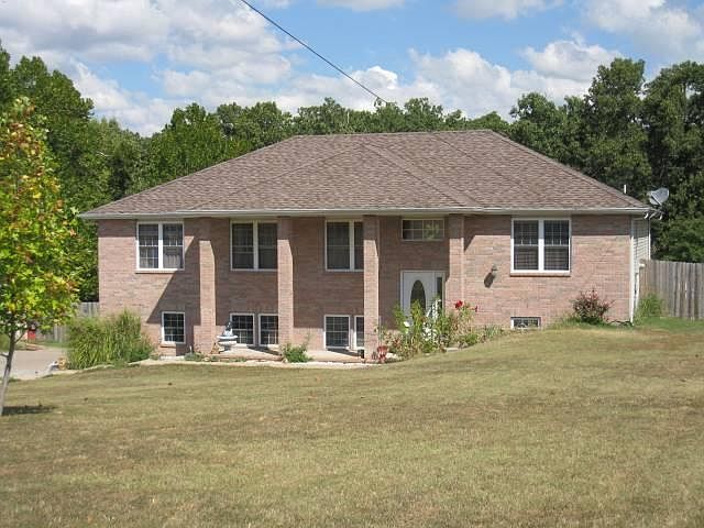 1st image of 1607 W Emerald Oaks Dr