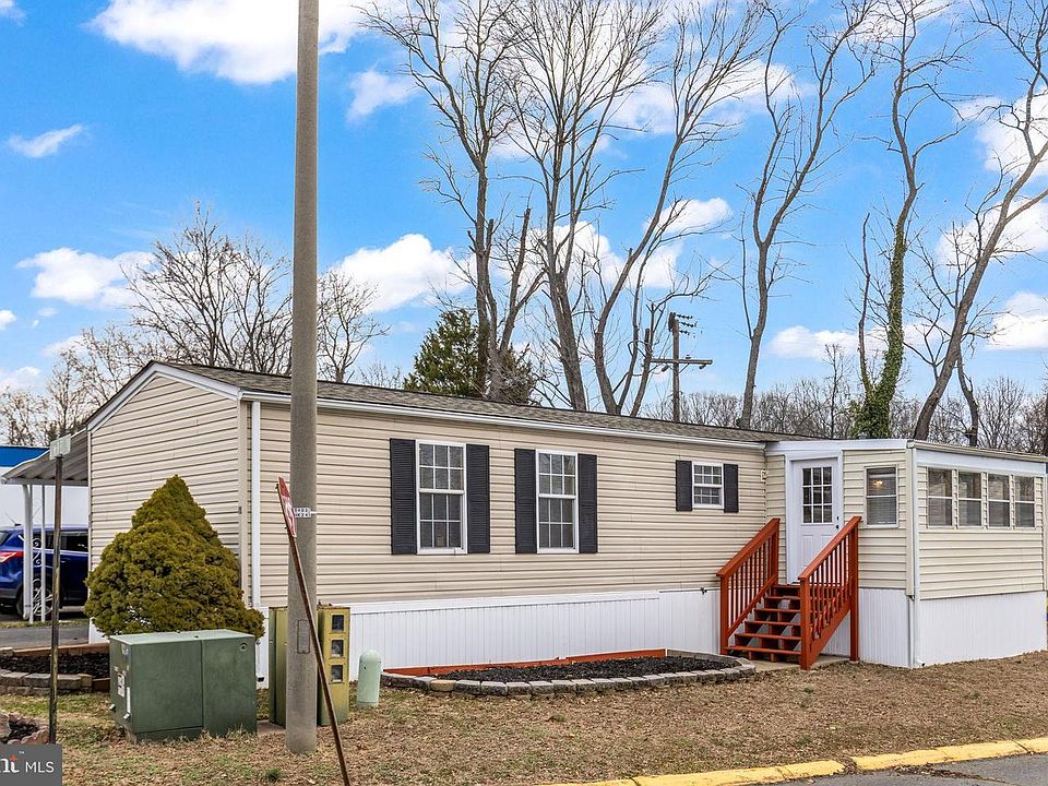 1st image of 50 Dumfries Dr