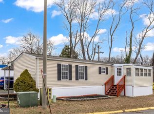 50 Dumfries Dr, Dumfries, VA 22026