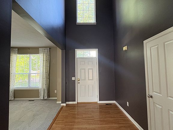 Front entrance/foyer