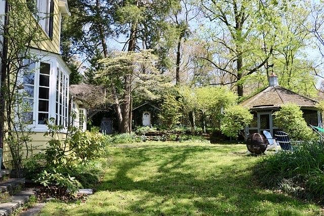 2nd image of 26 Windward Dr #1