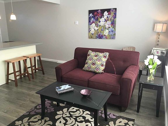 2nd image of 211 Stockton Ave APT 4