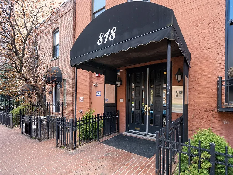 818 Jefferson St #4E — Photo 16