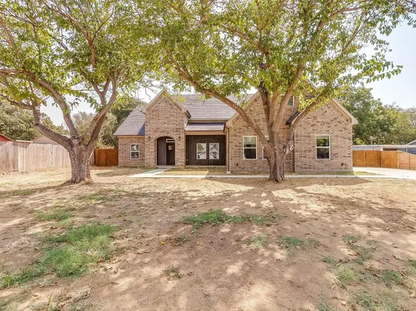 6103 Guilford St, Forest Hill, TX 76119