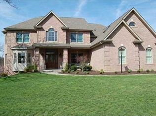 204 Longbow Ln, Mars, PA 16046