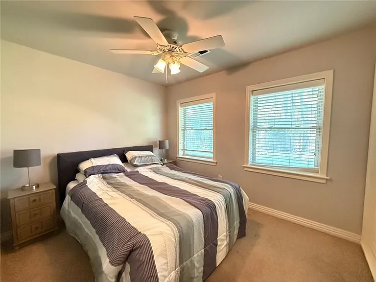 231 E Prospect St — Photo 9