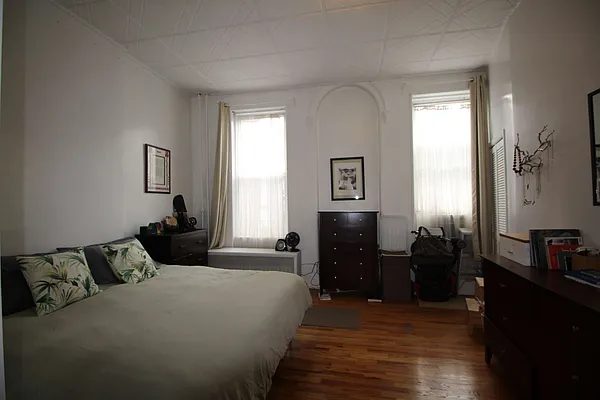 Rented by Brooklyn Real Inc | media 15