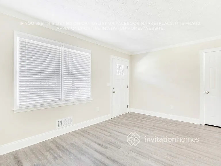 1690 Whitlock Rd — Photo 2
