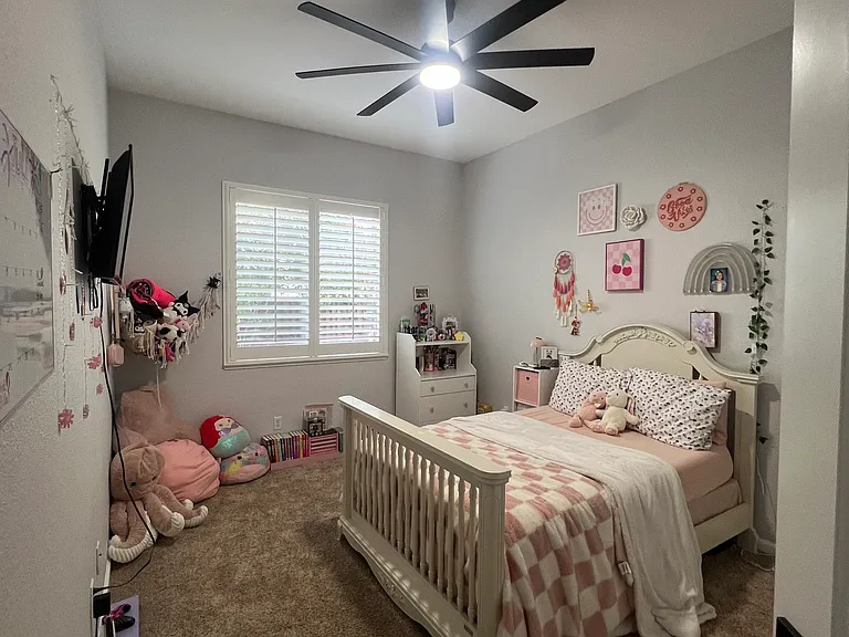 466 Mountain Meadows Dr — Photo 25