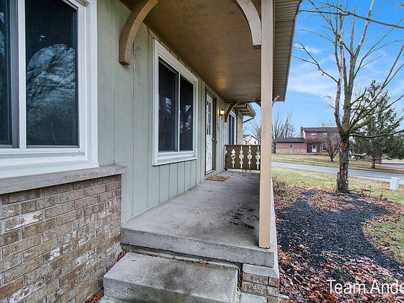 4th image of 2197 Bayham Dr SE