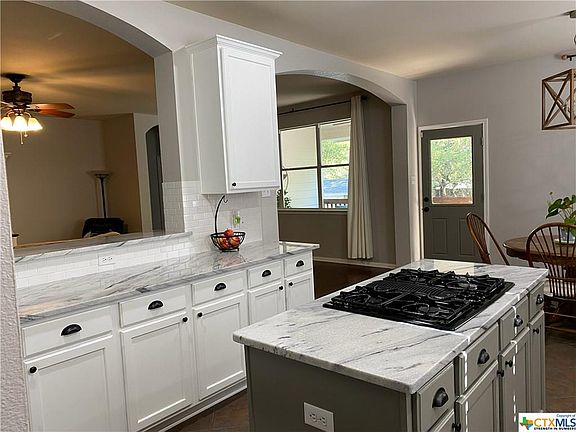 5th image of 1716 Lomita Dr