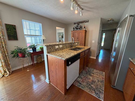 5th image of 1150 Chapman Ln Unit 19