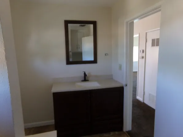 729 Virginia St #729, Manteca, CA 95337