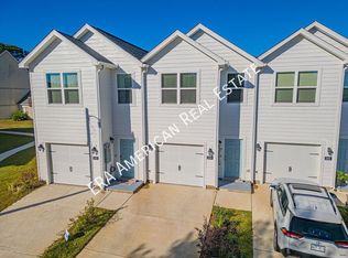 2893 Leahs Ln, Navarre, FL 32566