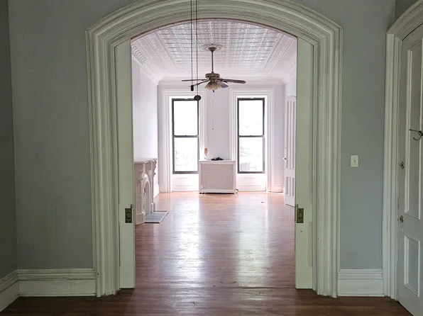 25 Clifton Place image 1 of 4