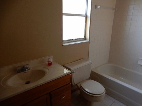 5th image of 2627 Haulover Blvd