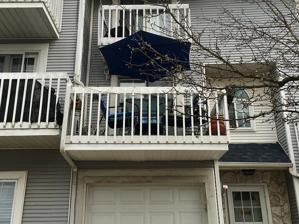 1st image of 41 Country Dr E #76
