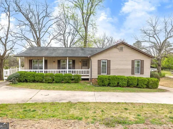 2285 Bascomb Carmel Rd, Woodstock, GA 30189