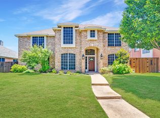 6610 Westover Dr, Rowlett, TX 75089