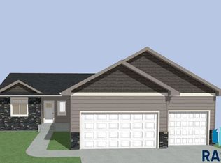 5413 E Brennan Dr, Sioux Falls, SD 57110